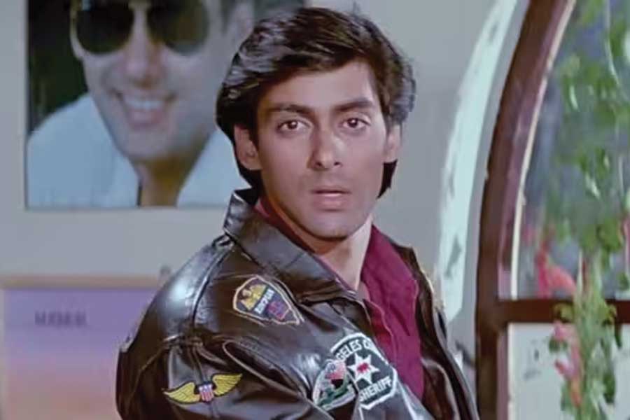 Meet the first Indian actor who charged 100 crore rupees per film 