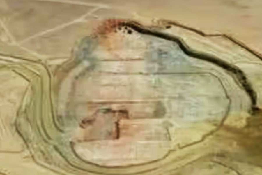 মক্কার মাটির নীচে সোনার বৃহত্তর খনি রয়েছে বলে আগেই আন্দাজ করেছিলেন বিশেষজ্ঞেরা। সেই মতো ২০২২ সাল থেকে শুরু হয়েছিল অন্বেষণ অভিযান। এত দিনে সাফল্যে মিলেছে। 