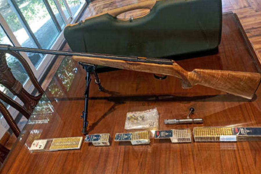 তল্লাশি চলছে সোনিপত, মোহালি, ফরিদাবাদ, চণ্ডীগড়, কারনাল, যমুনানগর-সহ আরও বেশ কয়েকটি জায়গায়। ঘটনাচক্রে, যমুনা নগরের বিধায়ক ছিলেন দিলবাগ সিংহ।