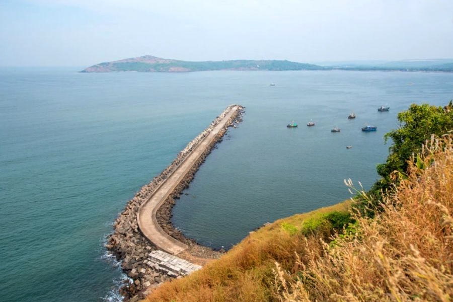 Man who buys Dawood Ibrahim’s properties for year in auction