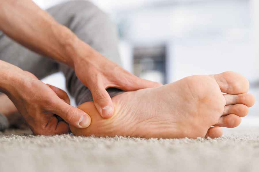 Winter Foot Pain Causes and Effective Remedies.