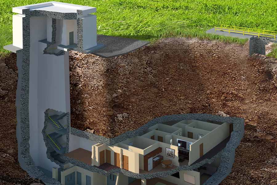  হাওয়াই দ্বীপের উত্তর-পূর্বে কাপা এবং হানালেইয়ে মাঝে উঁচু প্রাচীর ঘেরা বিশাল জমি। তার ও পারে কী রয়েছে, তা-ই নিয়েই স্থানীয়দের মধ্যে তৈরি হয়েছে আগ্রহ। চলছে কানাঘুষো। কিন্তু যাঁরা কাজ করছেন, সকলের মুখে কুলুপ। এই জমির মালিক মেটা কর্তা মার্ক জ়াকারবার্গ।