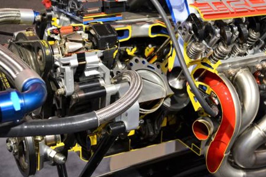 টয়োটা সংস্থার অধিকর্তা কোজি সাতো জানিয়েছেন, ইঞ্জিনে অ্যামোনিয়ার ব্যবহার বাণিজ্যিক দিক দিয়ে খুবই সফল হতে পারে। কী এমন রয়েছে অ্যামোনিয়া ইঞ্জিনে?