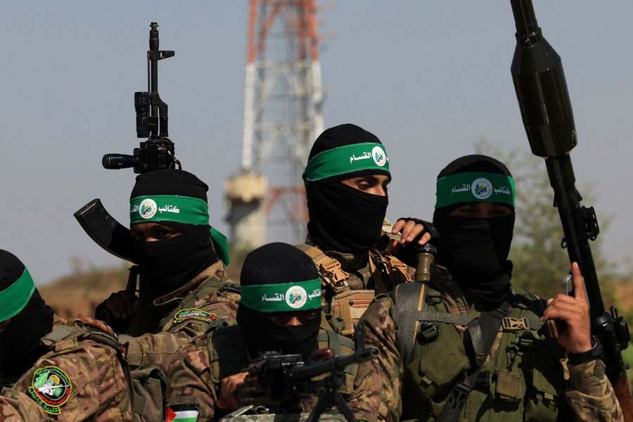 অস্ত্রের মান এবং ধরণ ব্যাখ্যা করে ইজ়রায়েলের তরফে বলা হয়েছে, সম্প্রতি হামাস এমন অত্যাধুনিক অস্ত্র ব্যবহার করছে, বছর দু’য়েক আগেও যা চালনা করার ক্ষমতাও তাদের ছিল না। 