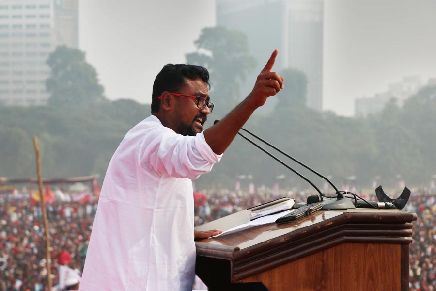 ধ্রুবজ্যোতি সাহা।