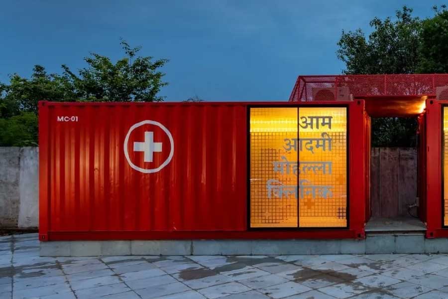 রিপোর্টে ইঙ্গিত দেওয়া হয়েছে, এই স্বাস্থ্যপরীক্ষাগুলি আসলে ভুয়ো। অর্থাৎ বিল তৈরি হলেও আদপে এগুলো করানোই হয়নি। রোগীদের নাম ব্যবহার করে ওই স্বাস্থ্যপরীক্ষার রেকর্ড তৈরি করা হয়েছে আর্থিক নয়ছয়ের জন্য।