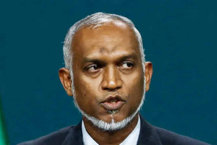 ভারতীয় সেনা অপসারণের বিষয়ে মোদী সরকারকে অনুরোধ জানানোর পর ভারতের সঙ্গে ৪ বছরের পুরনো একটি চুক্তিও বাতিল করেছে মলদ্বীপের নতুন সরকার।