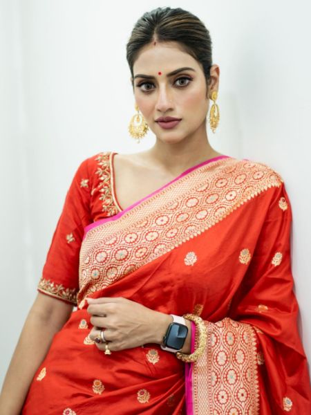 tollywood actress nusrat jahan's trendy and elegant saree look dgtl