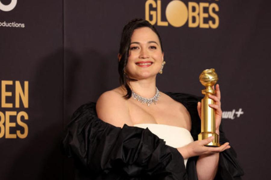 ড্রামা বিভাগে ‘কিলার অব দ্য ফ্লাওয়ার মুন’ ছবিটির জন্য সেরা অভিনেত্রী লিলি গ্ল্যাডস্টোন। 