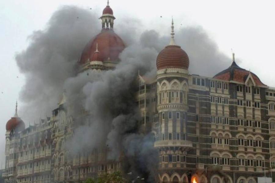 জঙ্গিগোষ্ঠী লস্কর-ই-তইবার প্রথম সারির নেতা হাফিজ আবদুল সালাম ভুট্টভির আর একটি গুরুত্বপূর্ণ পরিচিতি তিনি মুম্বইয়ে ২৬/১১ হামলার অন্যতম চক্রী। তাঁরই মৃত্যু হয়েছে পাকিস্তানে।