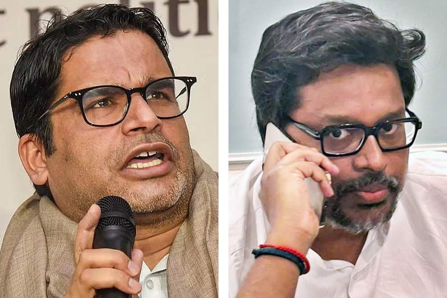 ২০১৭-য় উত্তরপ্রদেশ বিধানসভা নির্বাচনে পিকে যখন কংগ্রেসের দায়িত্বে, তখন সুনীল বিজেপির ভোটের রণকৌশল তৈরির দায়িত্বে ছিলেন। জিতিয়েছিলেন পদ্মশিবিরকে। 