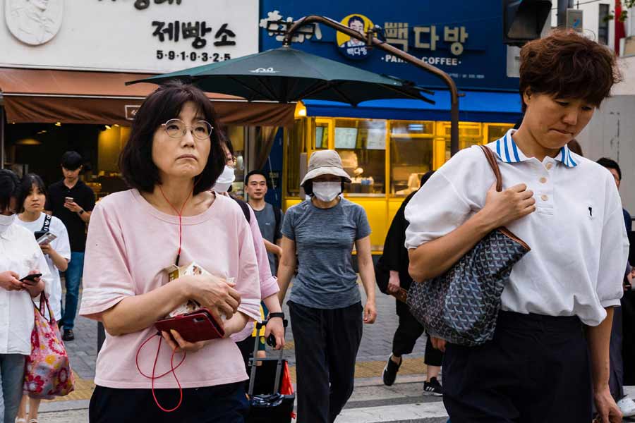 ভারতীয়দের সম্পর্কে কোরিয়ার লোকজনের মধ্যে সাধারণ একটি বিদ্বেষ, ঘৃণার মনোভাব কাজ করে।  ভারতীয় অর্থেই তাঁদের কাছে ‘নোংরা’, ‘বর্বর’ এবং ‘অস্পৃশ্য। যদিও এই ধরনের মানুষের ব্যতিক্রম আছে।