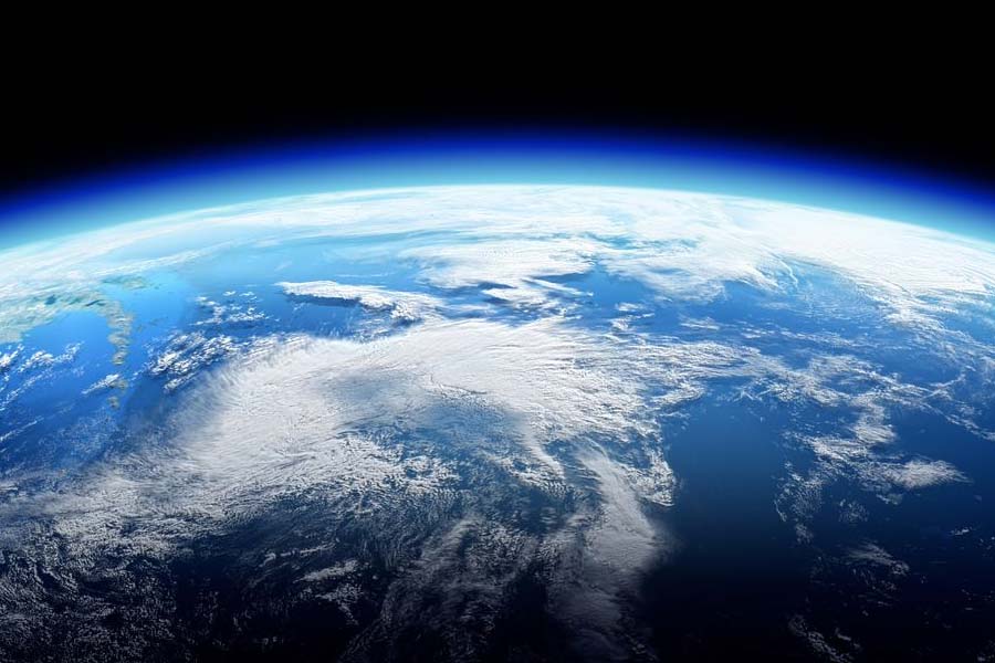 সে কারণে স্তন্যপায়ীরা প্রায় ১০ কোটি বছর ধরে বিবর্তনের মধ্যে দিয়ে গিয়েছিল। দ্রুত বংশবৃদ্ধি করে ডায়নোসরদের গ্রাস থেকে নিজেদের টিকিয়ে রাখার চেষ্টা চালাচ্ছিল।