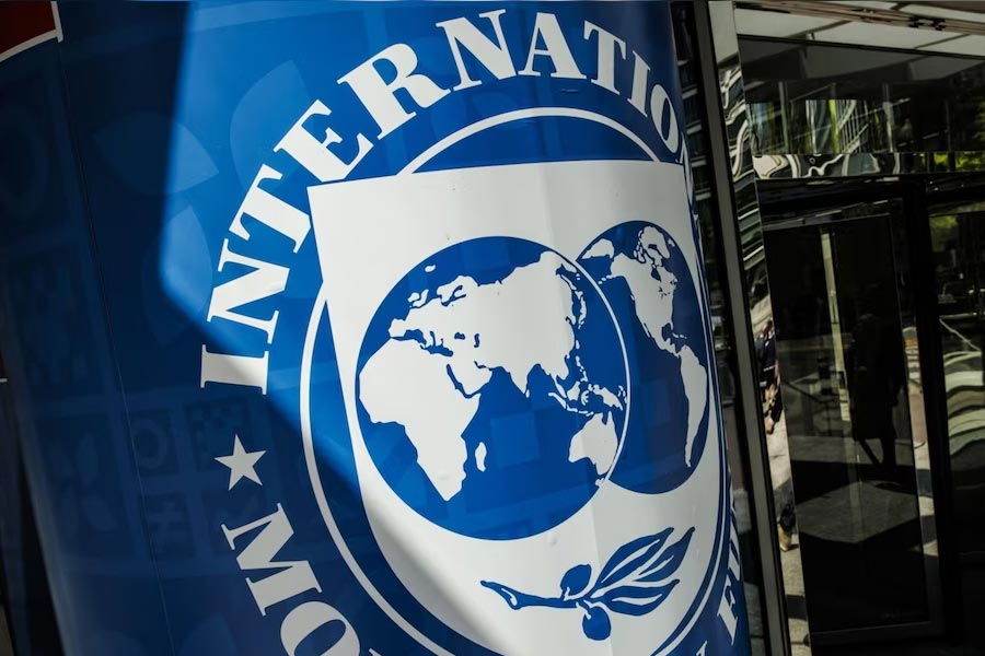 IMF warns India about Debt, says it may exceed the GDP of country