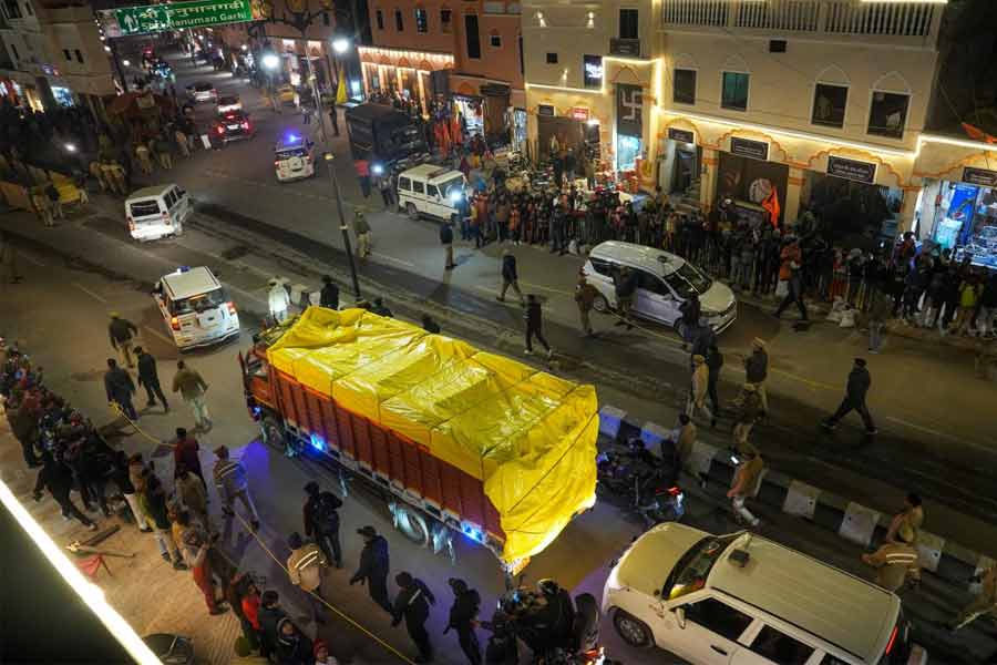 Ram Lalla idol reaches Ayodhya temple ahead of grand ceremony