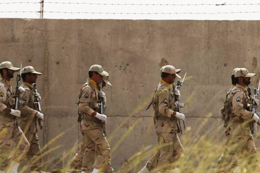 What are the problem between Pakistan-Iran and Pakistan-Afghanistan