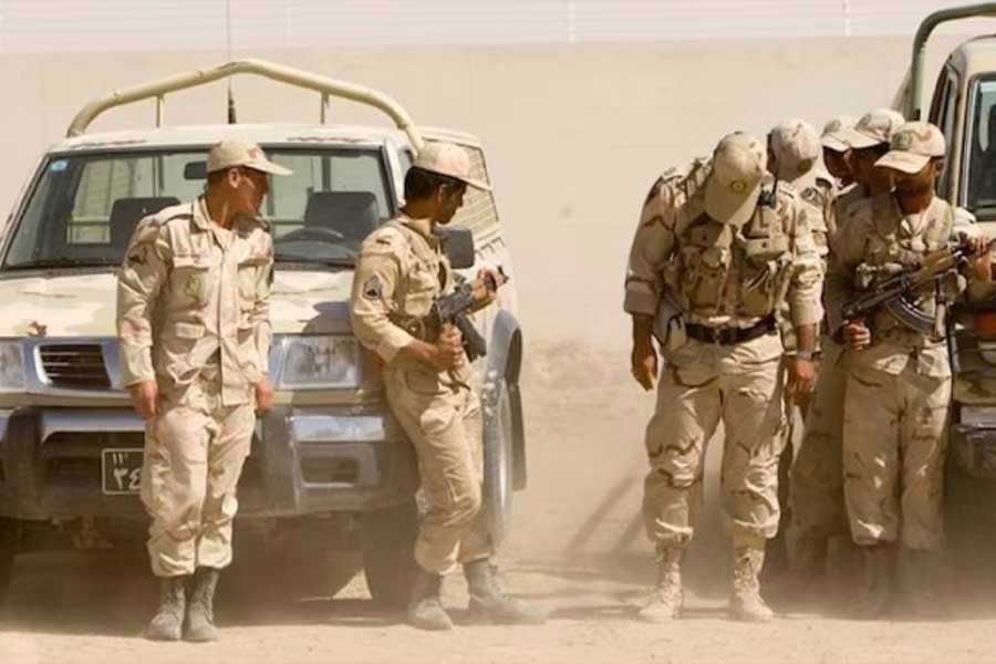 কেরমানে বিস্ফোরণের পরেই তেহরানের তরফে হুঁশিয়ারি দিয়ে জানানো হয়েছিল, তাঁদের দেশের উপর কোনও রকম হামলা ক্ষমা করা হবে না। প্রত্যেক হামলার যোগ্য জবাব দেওয়া হবে।