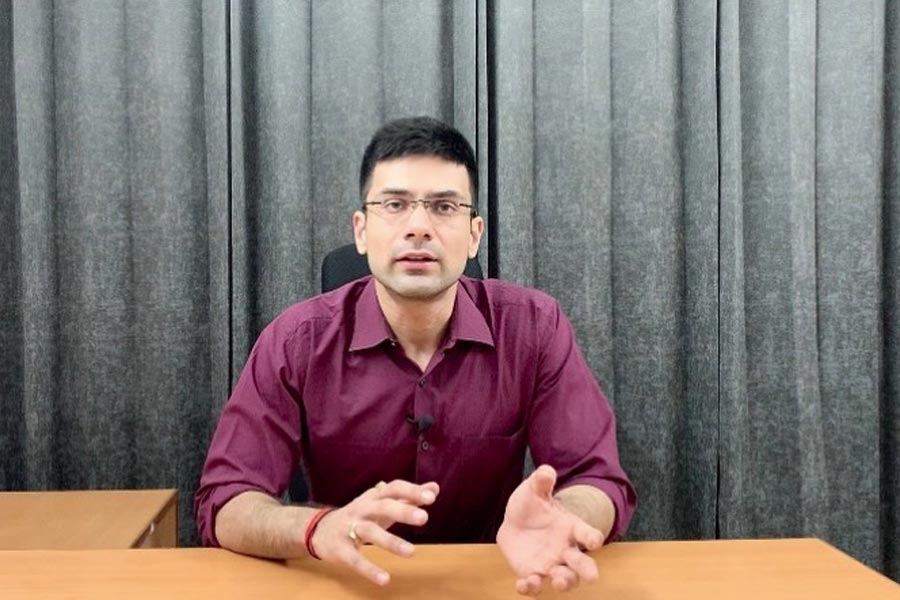Meet Gaurav Kaushal, who cracked IIT and UPSC to become a mentor for UPSC aspirants