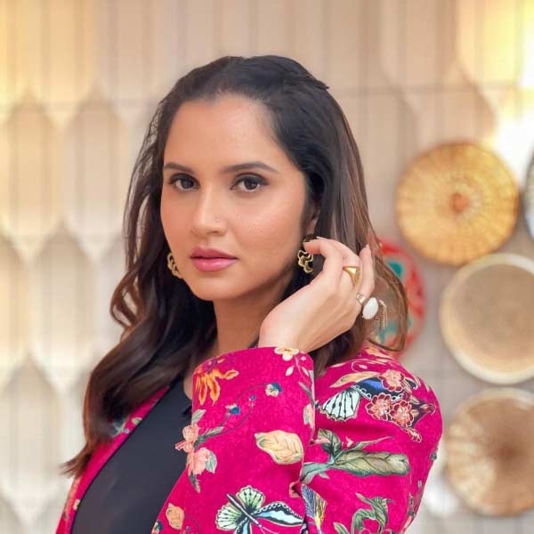 Who is Pak Actress Sana Javed, Pakistani cricketer Shoaib Malik’s second wife