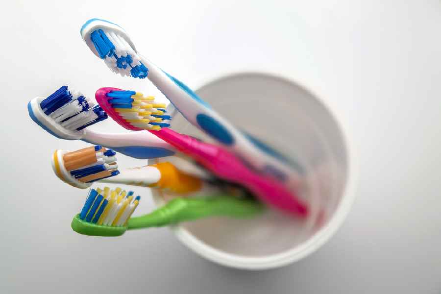 Three important tips to take care of your tooth brush properly.
