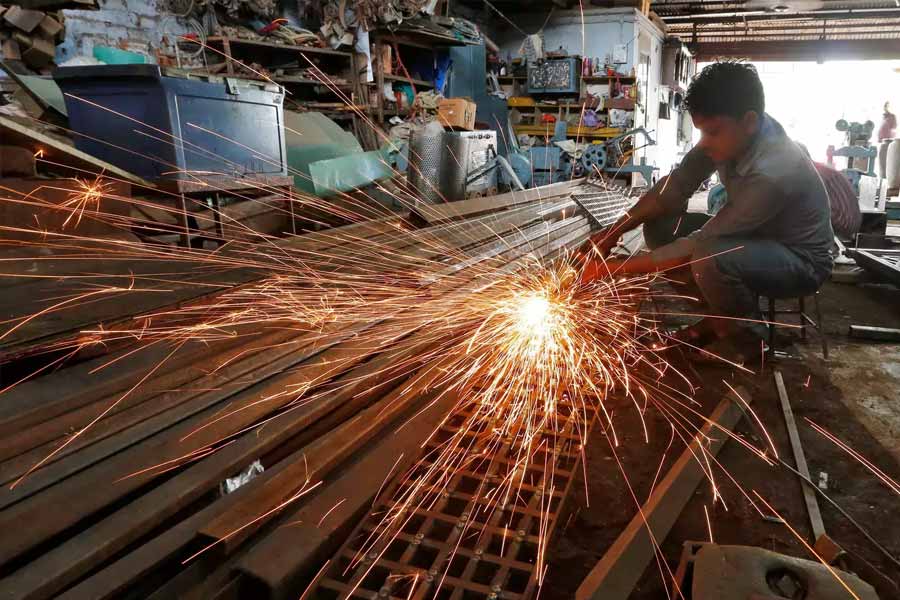 Number of Affluent Indians will increases over 100 million, says report