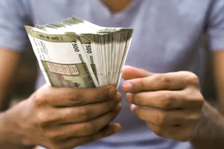 Number of Affluent Indians will increases over 100 million, says report