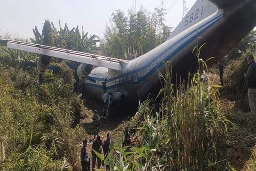Myanmar military plane met with accident after landing in Mizoram, 8 army injured