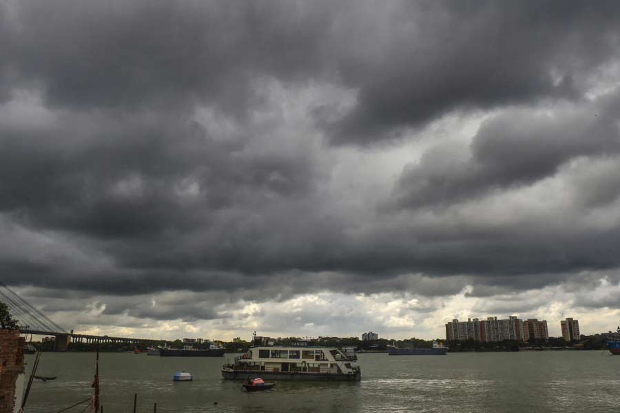 Rain forecast over the districts of South Bengal amid winter fog