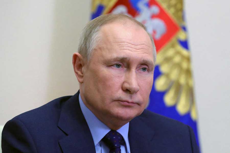 Is Vladimir Putin richest politician of world