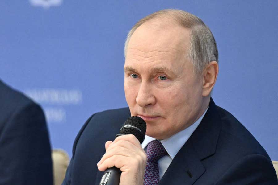 Is Vladimir Putin richest politician of world