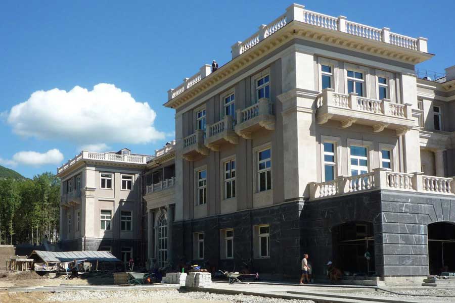 Is Vladimir Putin richest politician of world