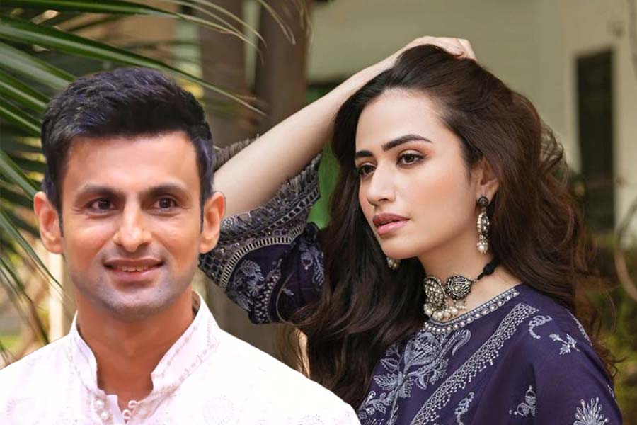 ২০২২ সালে জগন্নাথ যখন তৃতীয় ব্যক্তির কথা বলেছিলেন, তখন সকলে আয়েশা ওমরের সঙ্গে শোয়েবের সম্পর্ক নিয়ে আলোচনা করছিলেন। শেষ পর্যন্ত সানিয়া এবং শোয়েবের বিচ্ছেদ হয় এক তৃতীয় ব্যক্তির কারণেই। তবে তিনি আয়েশা নন, সানা।