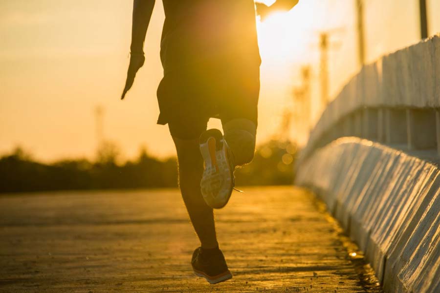 Five rules to follow to run faster and longer.