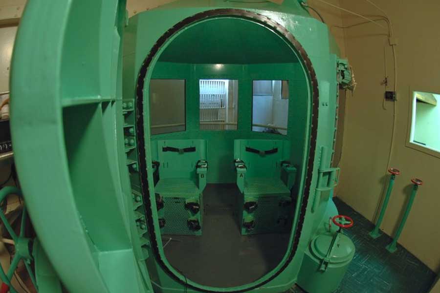 Alabama executes man by nitrogen gas for the first time in the U.S.