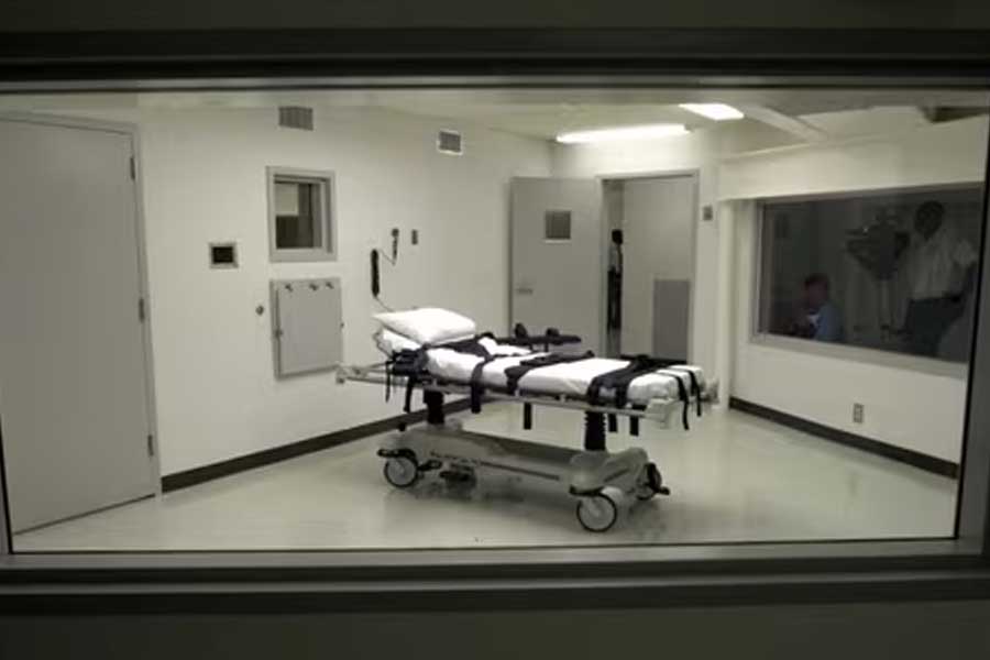 Alabama executes man by nitrogen gas for the first time in the U.S.