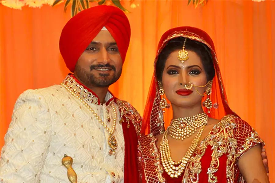 This is how Former cricketer Harbhajan singh and geeta basra’s love story started.