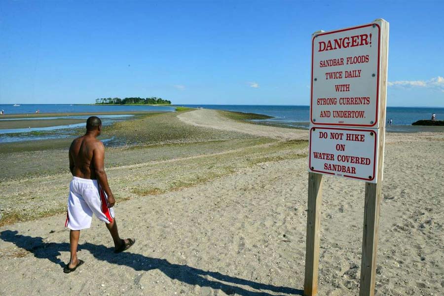 বর্তমানে পরিযায়ী পাখিদের আস্তানা হওয়ায় চার্লস দ্বীপে খননকার্য চালানোর উপর নিষেধাজ্ঞা রয়েছে। তবে স্থানীয়দের দৃঢ় বিশ্বাস, দ্বীপটি অভিশাপগ্রস্ত হওয়ায় গুপ্তধনের ইতিহাসও দ্বীপের ভিতর চাপা থেকে যাবে।