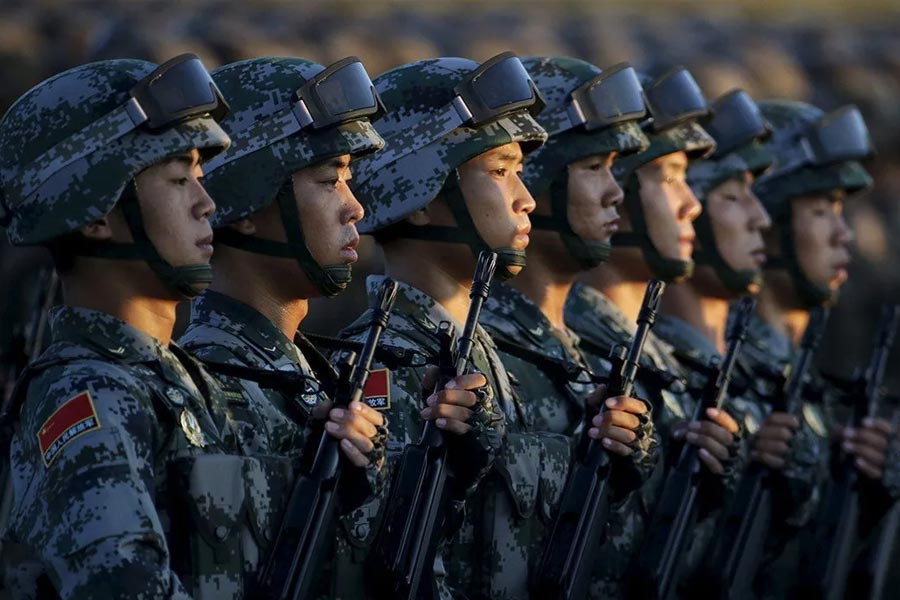 উল্লেখযোগ্য যে, পেন্টাগনকে উদ্ধৃত করে প্রতিবেদনে আরও বলা হয়েছে যে, চিনের সামরিক বাহিনী, ‘পিপলস লিবারেশন আর্মি’র বায়ু সেনা লাগাতার পরমাণু হামলা সংক্রান্ত অনুশীলন চালিয়ে যাচ্ছে। 