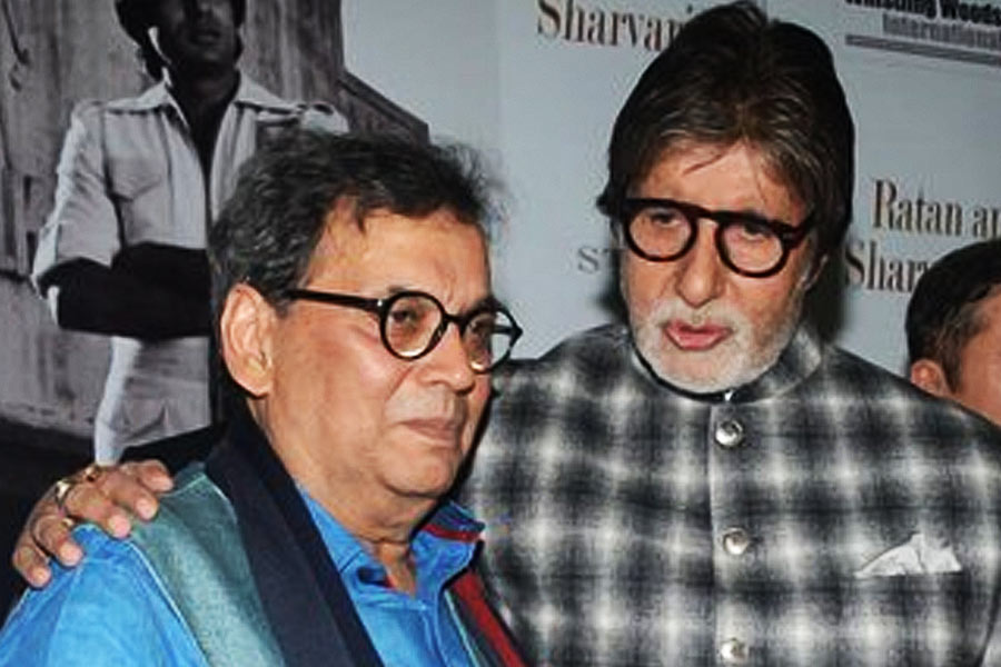 অমিতাভের সঙ্গে সুভাষের বন্ধুত্ব রয়েছে ঠিকই, কিন্তু পেশাগত জীবনে কখনও সুভাষ পরিচালিত ছবিতে অভিনয় করতে দেখা যায়নি অমিতাভকে। বলিপাড়া সূত্রে খবর, সুভাষের পরিচালনায় একটি ছবিতে অভিনয়ের সুযোগ পেয়েও নাকি করতে চাননি ‘বিগ বি’।