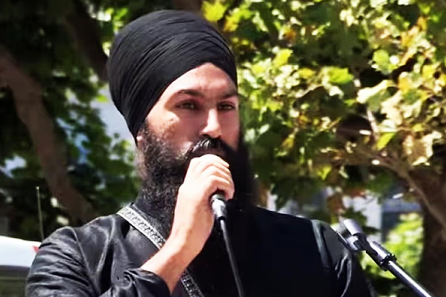 জগমীত নিজে ঘোষিত খলিস্তানপন্থী। গত অক্টোবরে রাষ্ট্রপুঞ্জের সাধারণ সভায় বক্তৃতায় জয়শঙ্কর সেই পরিস্থিতির দিকে ইঙ্গিত করে কানাডায় খলিস্তানপন্থীদের দৌরাত্ম্য নিয়ে উদ্বেগ প্রকাশ করেছিলেন।