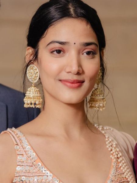 12th fail actress Medha Shankar's pictures full of simplicity dgtl