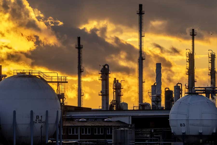 Germany seeks skilled labour from abroad