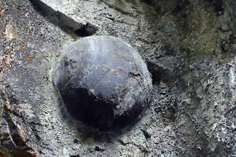 Know all the details about China’s mysterious stone eggs laying mountain