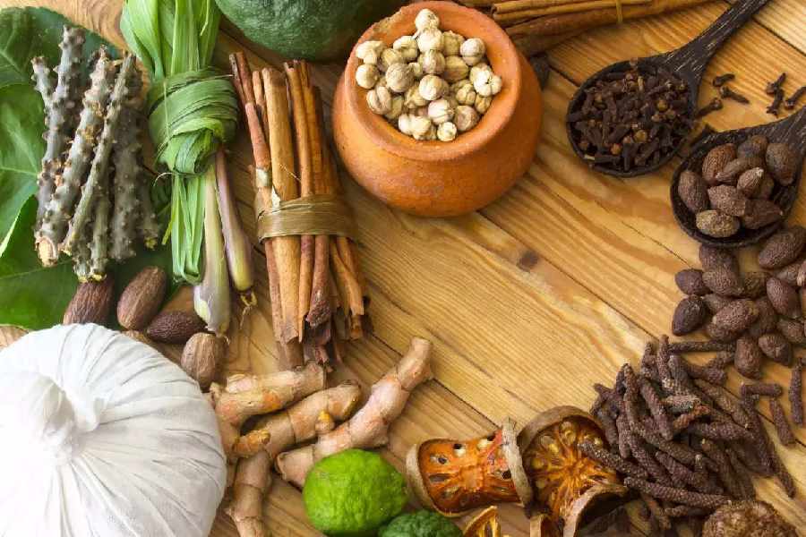 Ayurvedic home ingredients that curb the urge to smoke or chew tobacco.