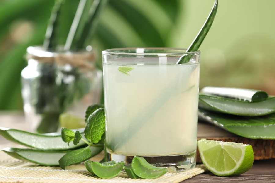 Five ways to consume aloe vera juice to shed pounds.