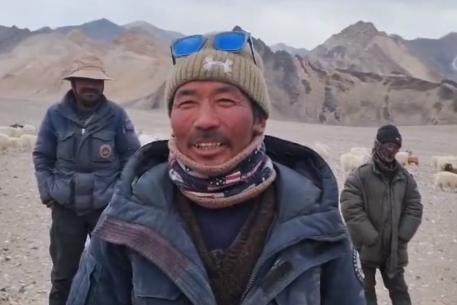 যাযাবরদের এই পদক্ষেপকে স্বাগত জানিয়েছে চুশুলের কাউন্সিলর কনচক স্টানজিন। তাঁদের সমর্থন করার জন্য ভারতীয় সেনাকেও ধন্যবাদ দিয়েছেন তিনি। 