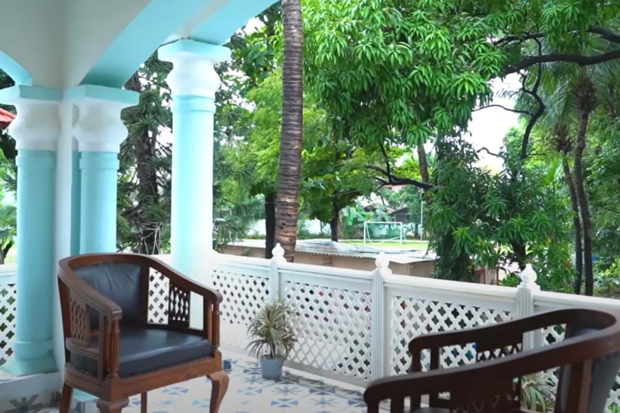 Nawazuddin Siddiqui Home