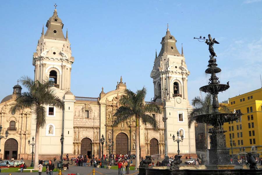 The city in PERU sees no rain why 