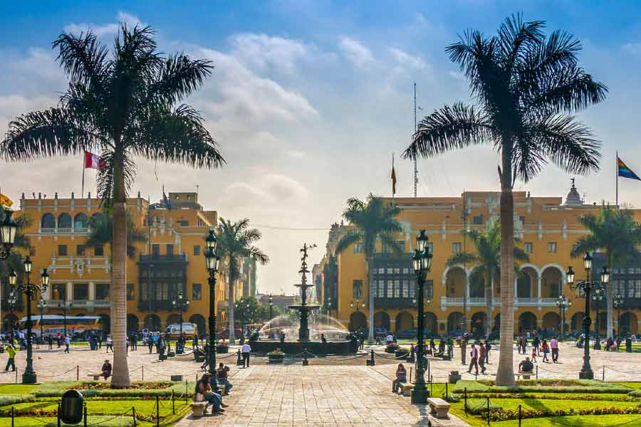 The city in PERU sees no rain why 