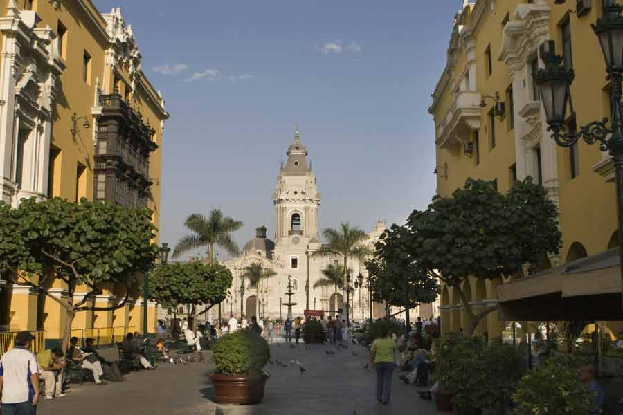 The city in PERU sees no rain why 